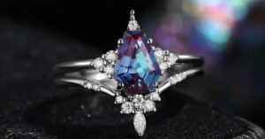 Unique Coffin Alexandrite Engagement Star Ring