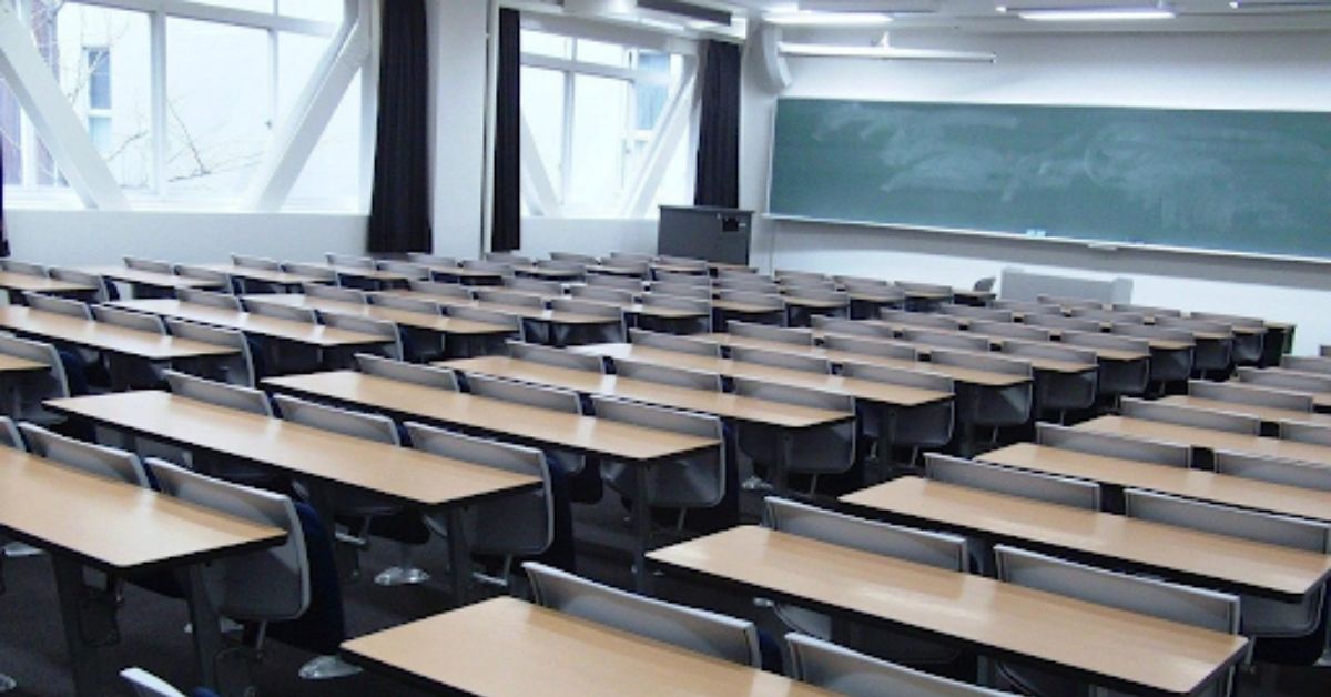 Small Classroom School Desk