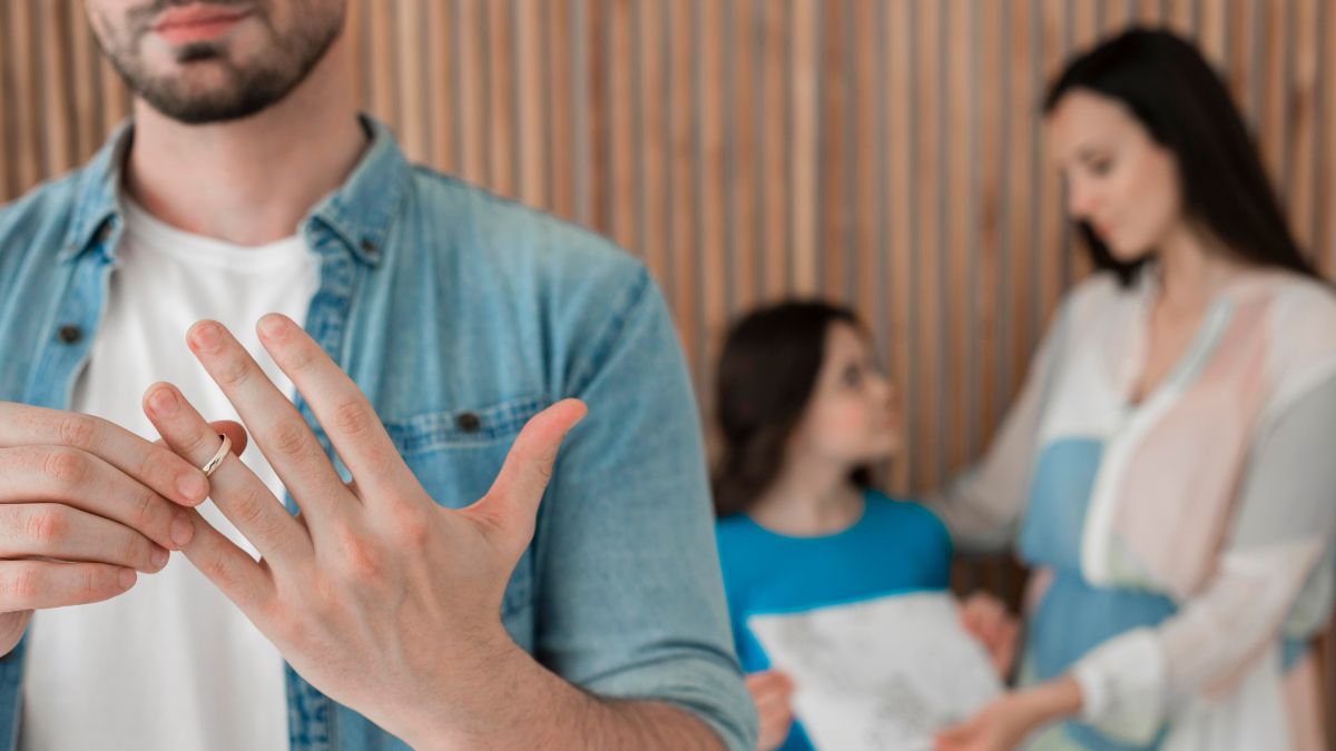 Mediation in Resolving Family Conflicts