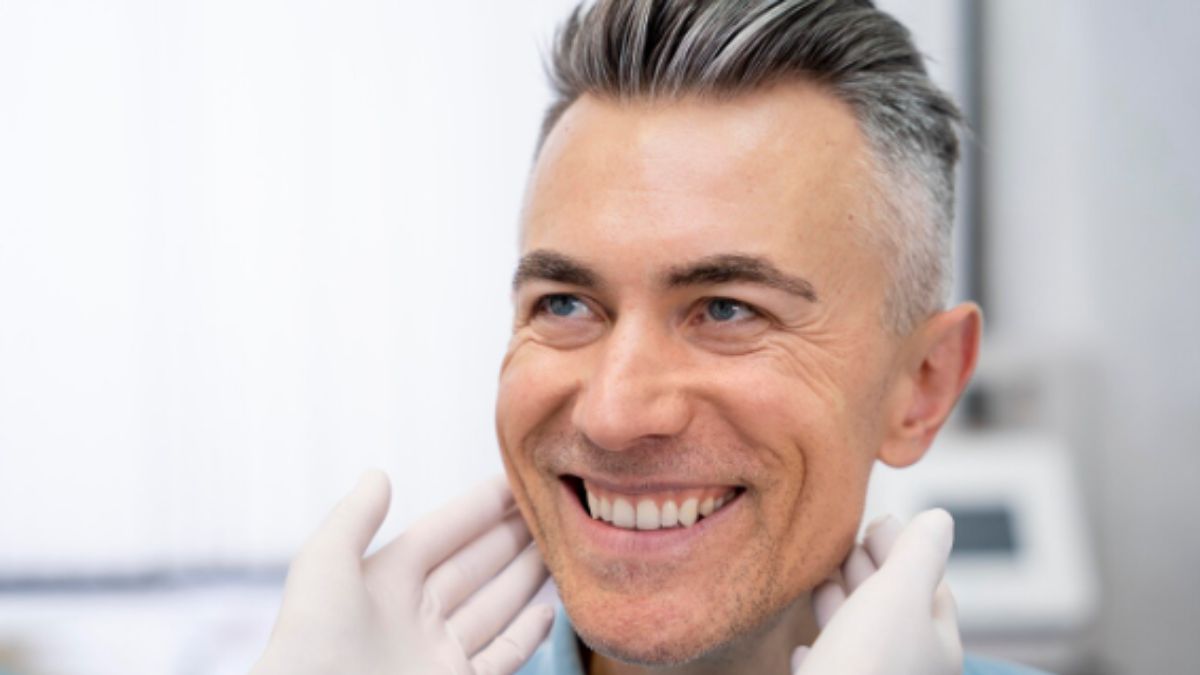 4 Dental Implants