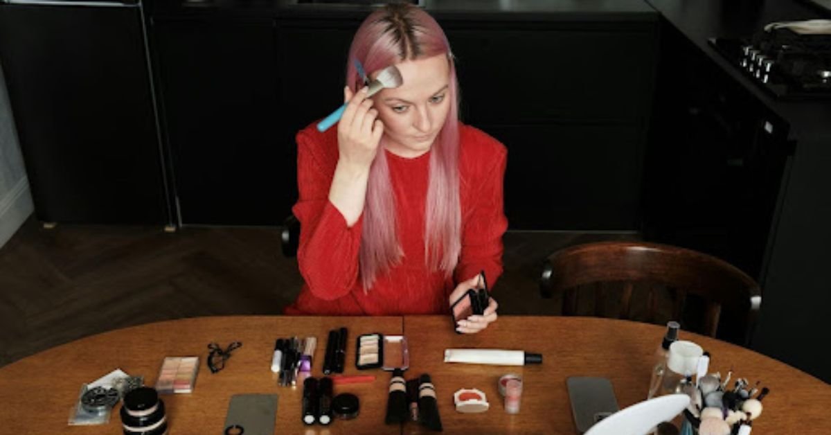 Subtle Glam Strategies